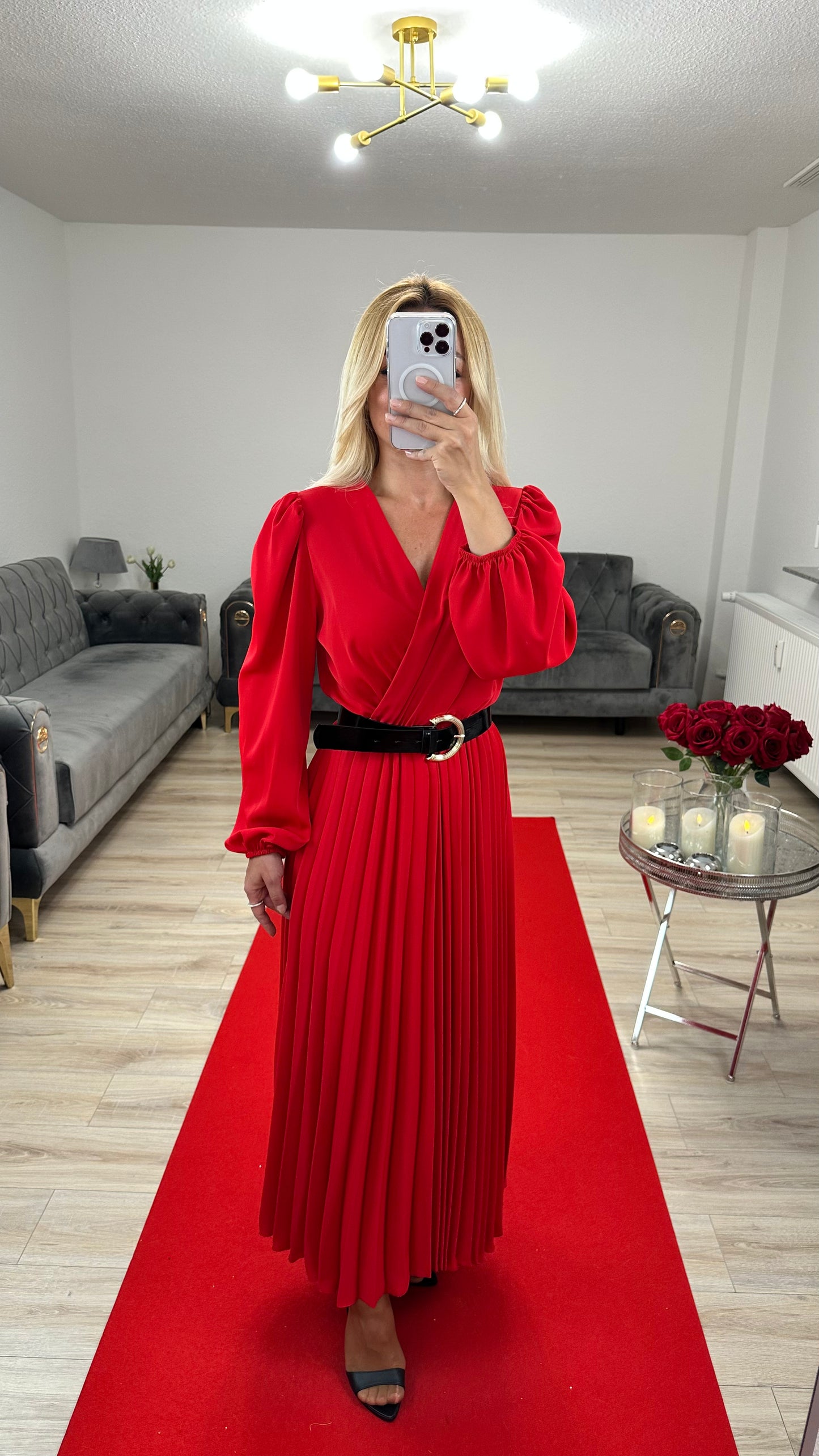 Sommerkleid mit Gürtel Rot