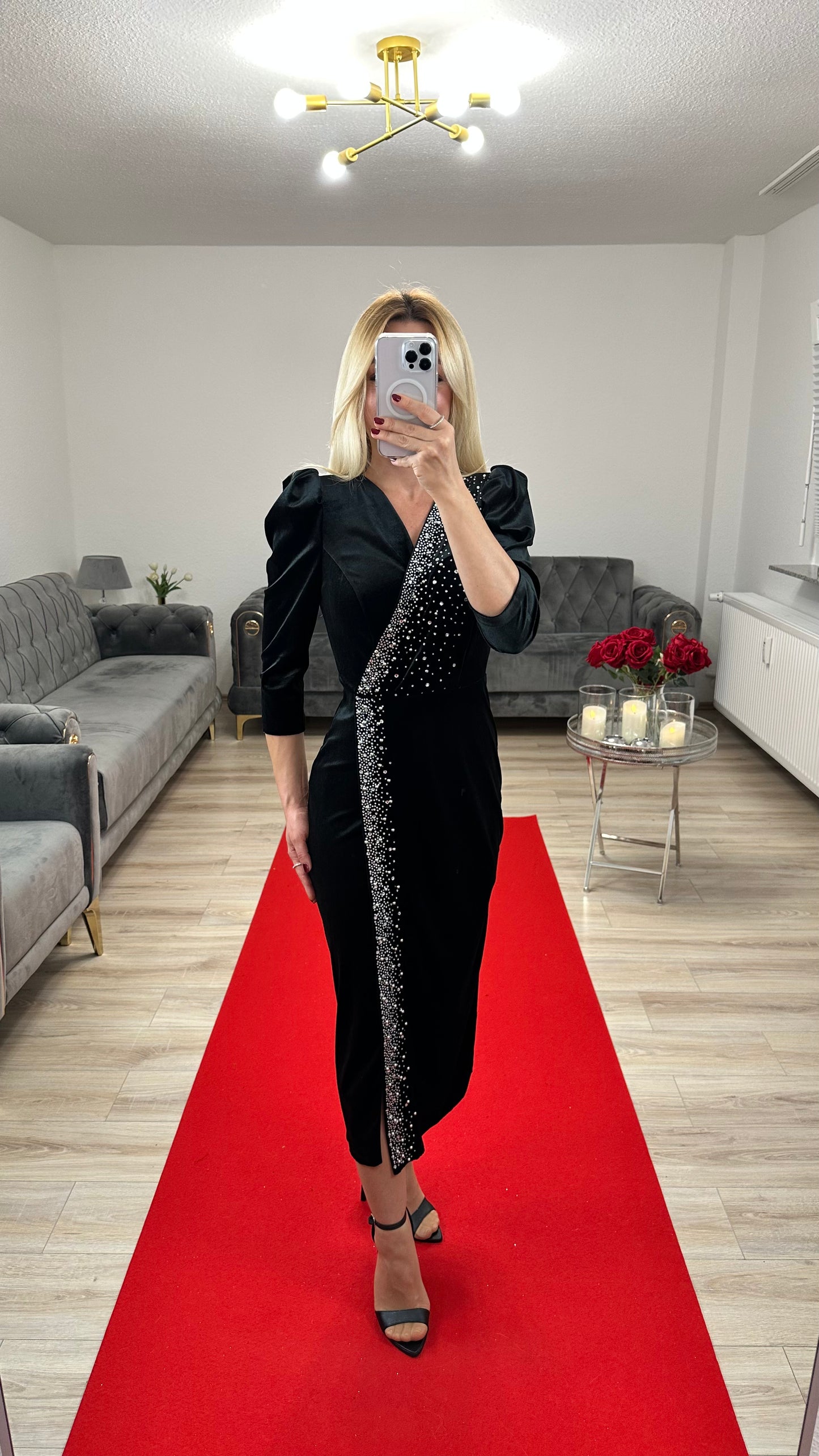 Samtkleid Schwarz
