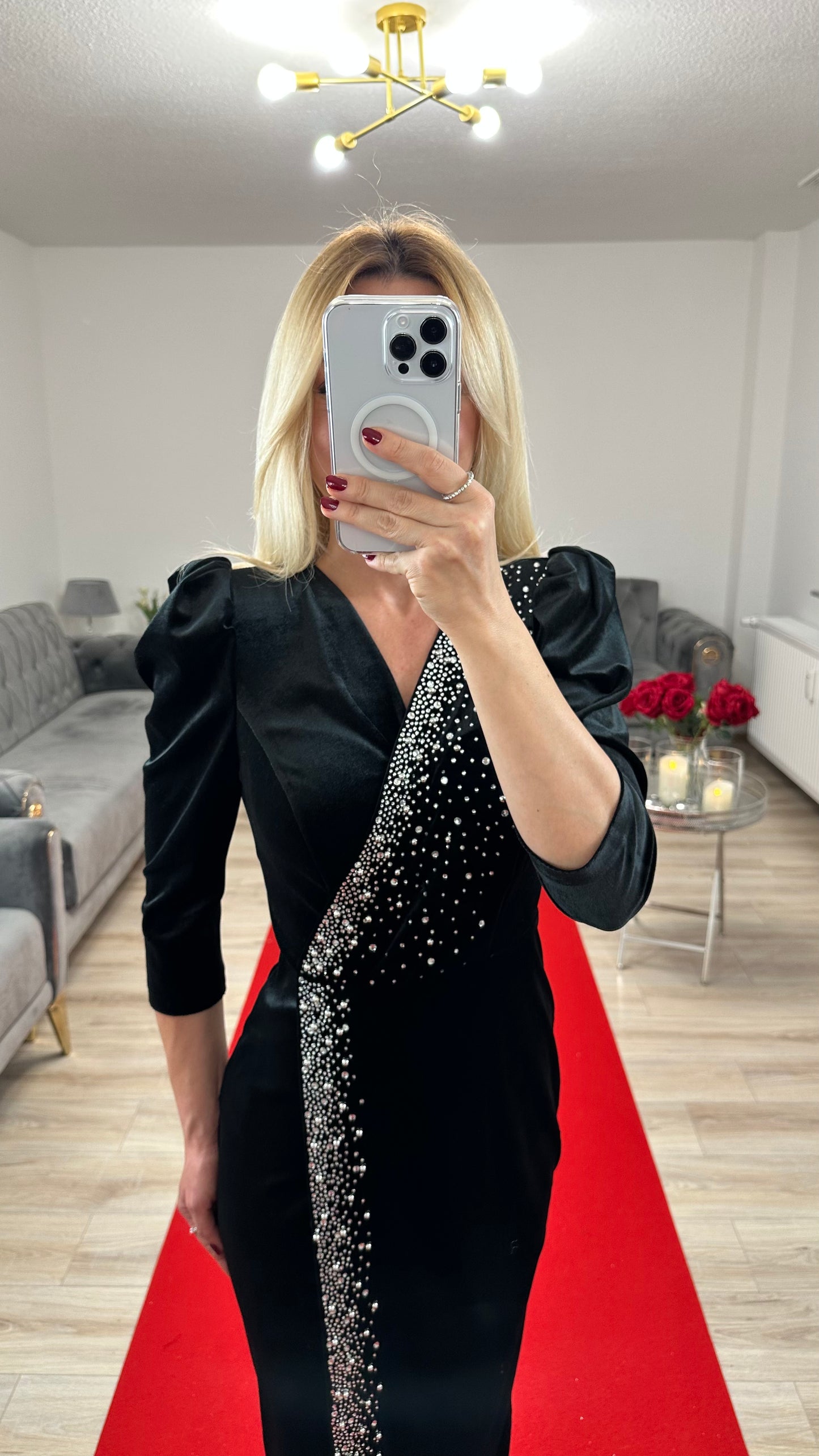 Samtkleid Schwarz