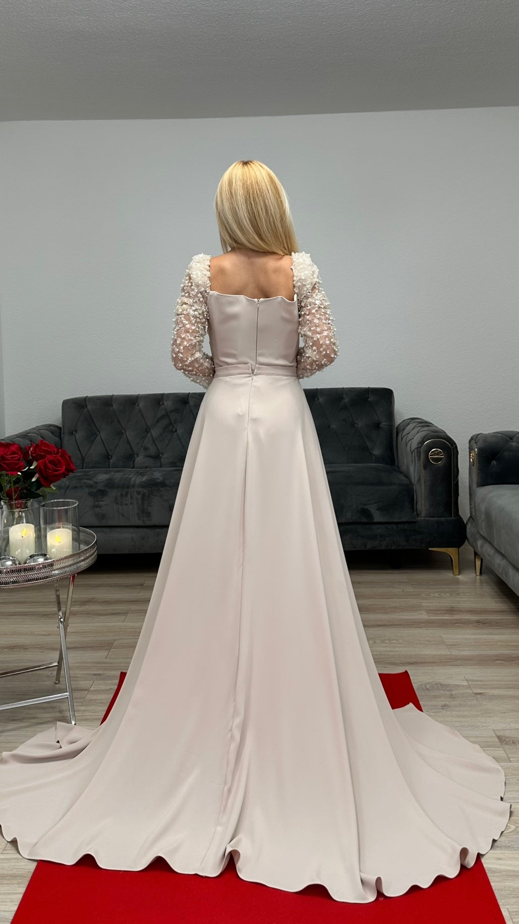 Abendkleid mit Perlen